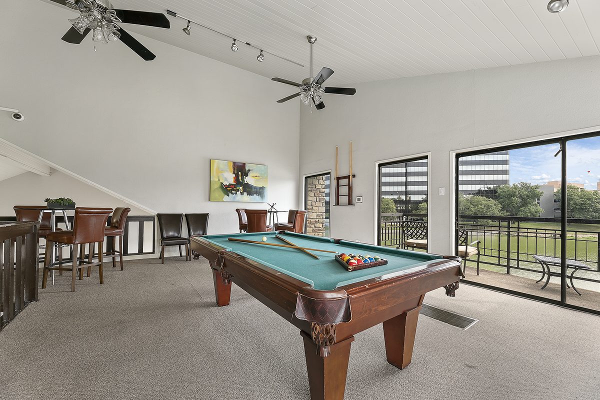 Clubhouse with Lake Views at Lakeside Apartments