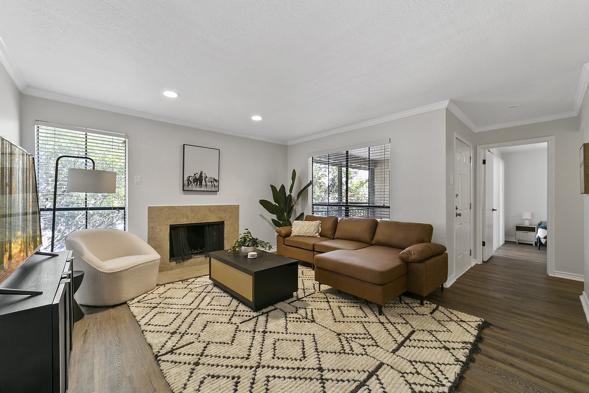 Spacious Living Area at Lakeside Apartments